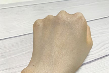 ボディファンデーション ホワイト/COSCOS/ボディミルクを使ったクチコミ(4枚目)