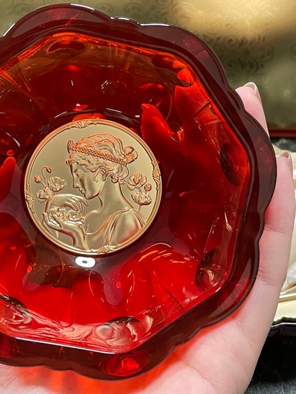 エターナル フェースパウダー/ミラノコレクション/プレストパウダーを使ったクチコミ(6枚目)