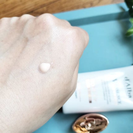 ウォータフルトーンアップサンクリーム/ダルバ/日焼け止めクリームを使ったクチコミ(2枚目)