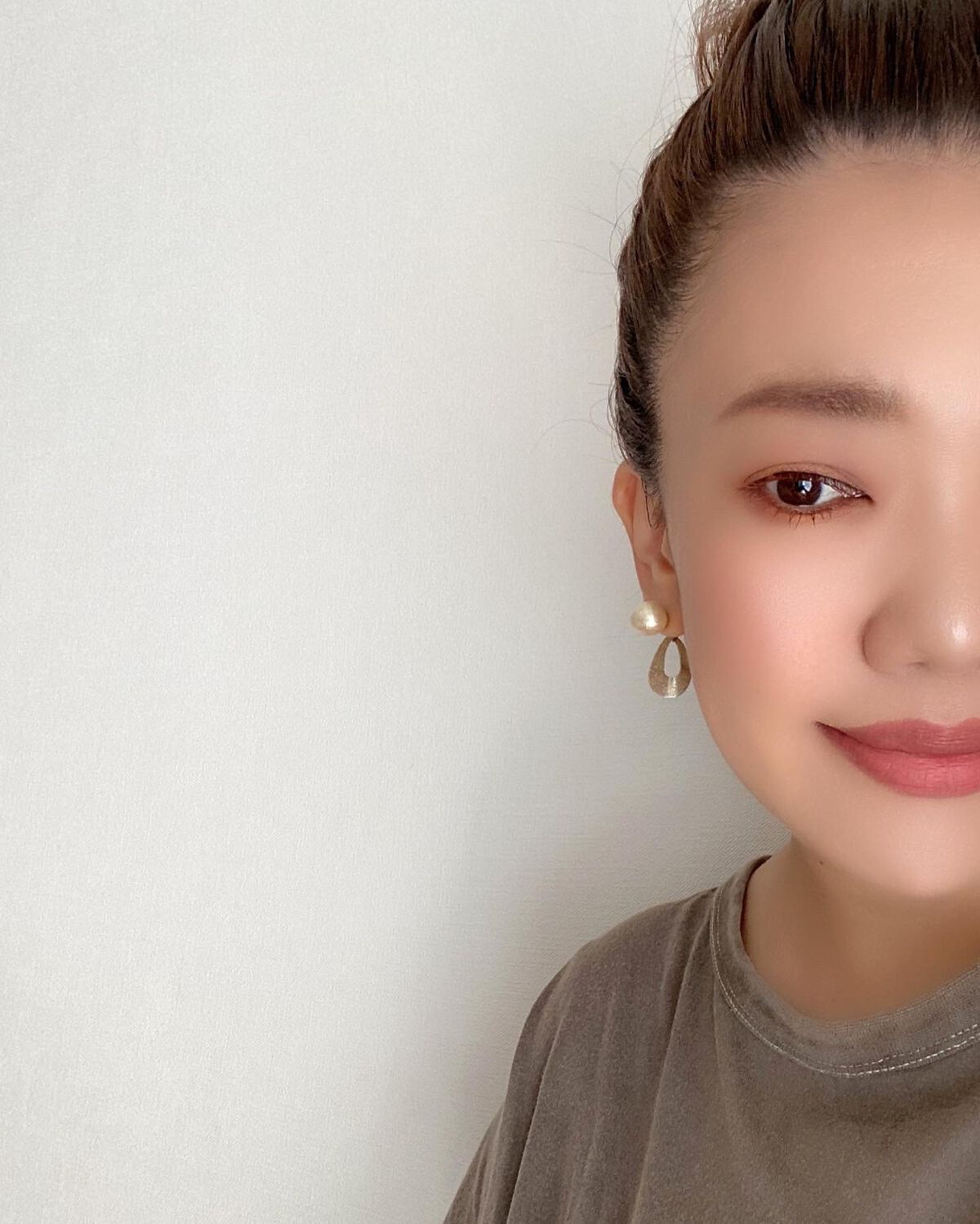 スモール アイシャドウ ゴールドマイン/M・A・C/単色アイシャドウを使ったクチコミ（3枚目）