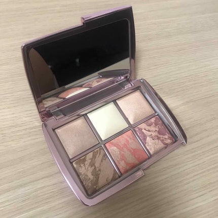 HOURGLASS AMBIENT LIGHTING EDIT-VOLUME 4/HOURGLASS/プレストパウダーを使ったクチコミ(4枚目)