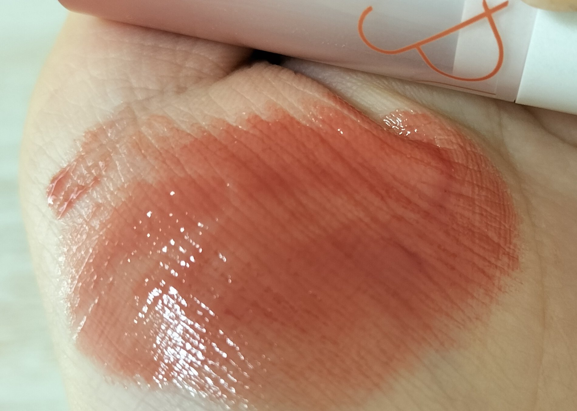 グラスティングメルティングバーム/rom&nd/リップバームを使ったクチコミ（2枚目）