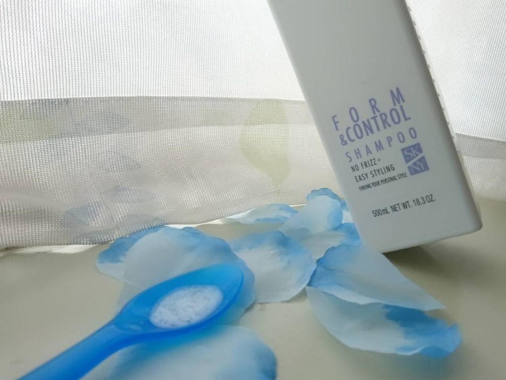 フォルムコントロール シャンプー／コンディショナー/スティーブンノル ニューヨーク/市販シャンプーを使ったクチコミ（2枚目）