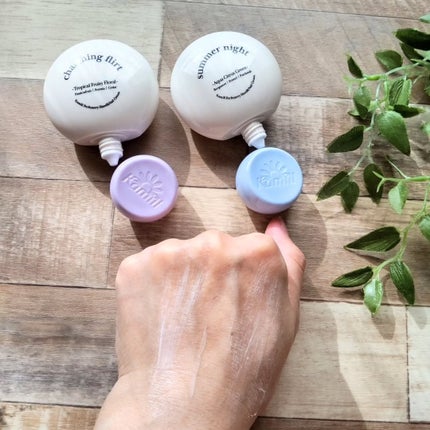 パフューマリー ハンド&ネイルクリーム サマーナイト 50ml/カミール/ハンドクリームを使ったクチコミ(5枚目)