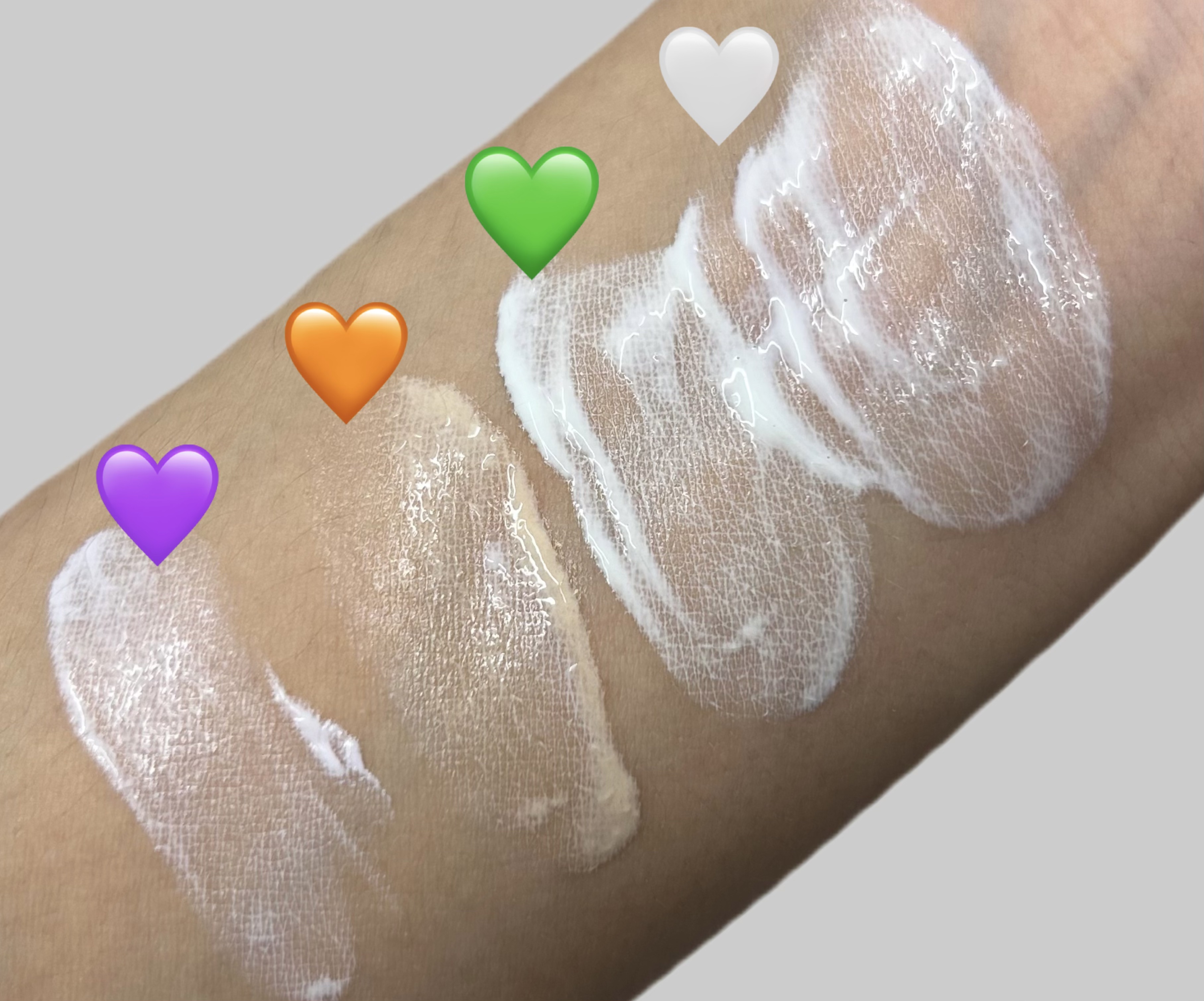 スーパーモイスチャーUVエッセンス/スキンアクア/日焼け止めローションを使ったクチコミ（3枚目）