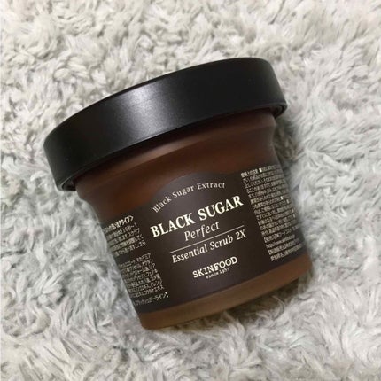 ブラックシュガー パーフェクト エッセンシャル スクラブ2X/SKINFOOD/洗い流すパック・マスクを使ったクチコミ(1枚目)