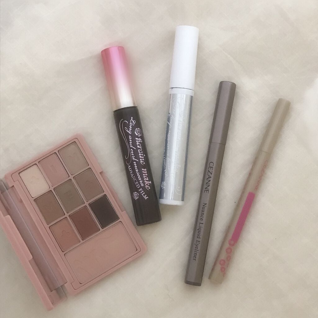 ニュアンスリキッドアイライナー/CEZANNE/リキッドアイライナーを使ったクチコミ（1枚目）