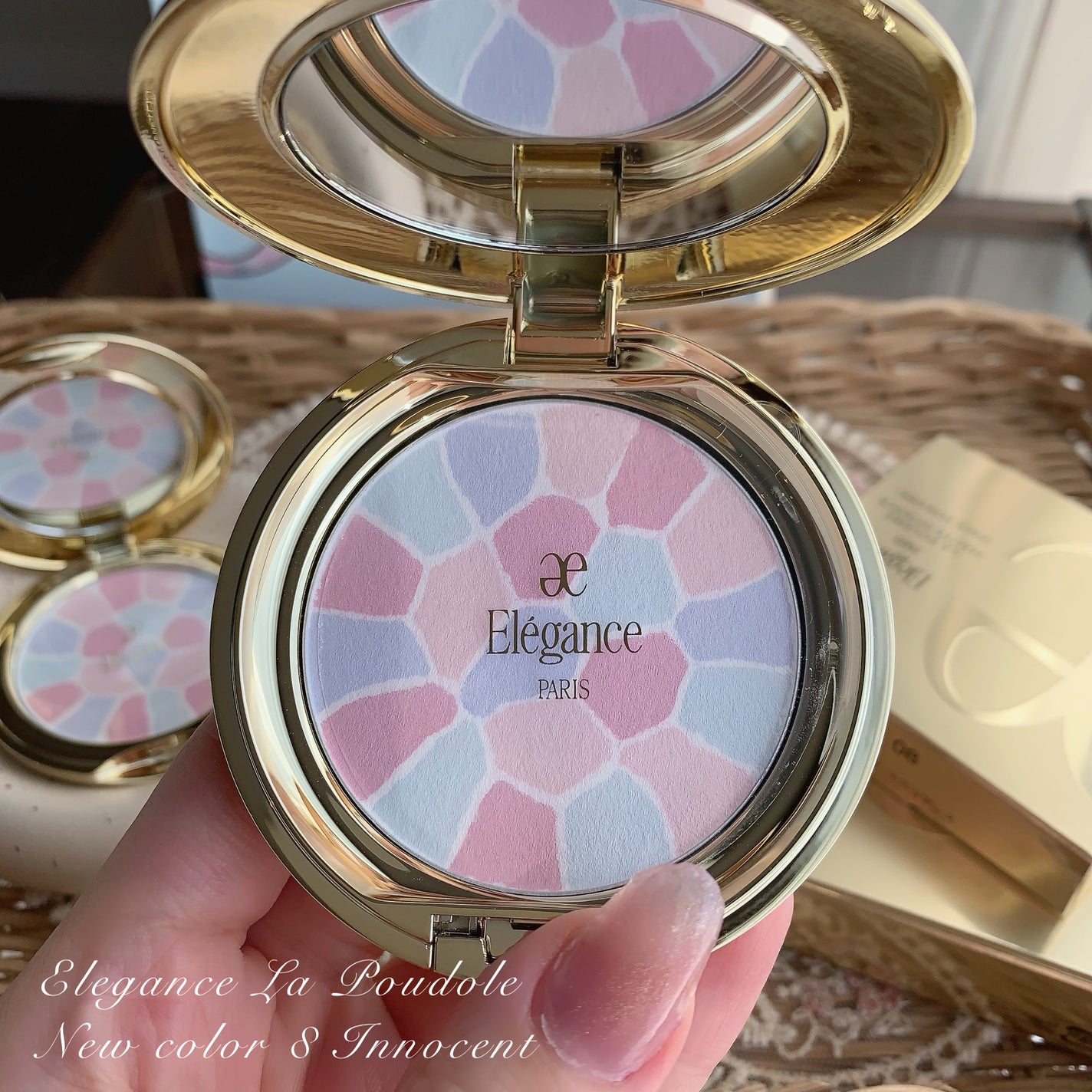 ラ プードル オートニュアンス/Elégance/プレストパウダーを使ったクチコミ(1枚目)