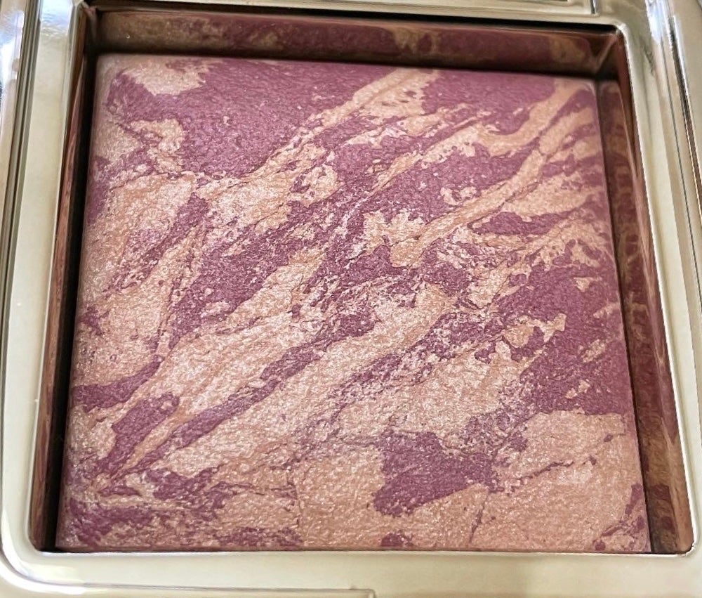 AMBIENT™ STROBE LIGHTING BLUSH HOURGLASS