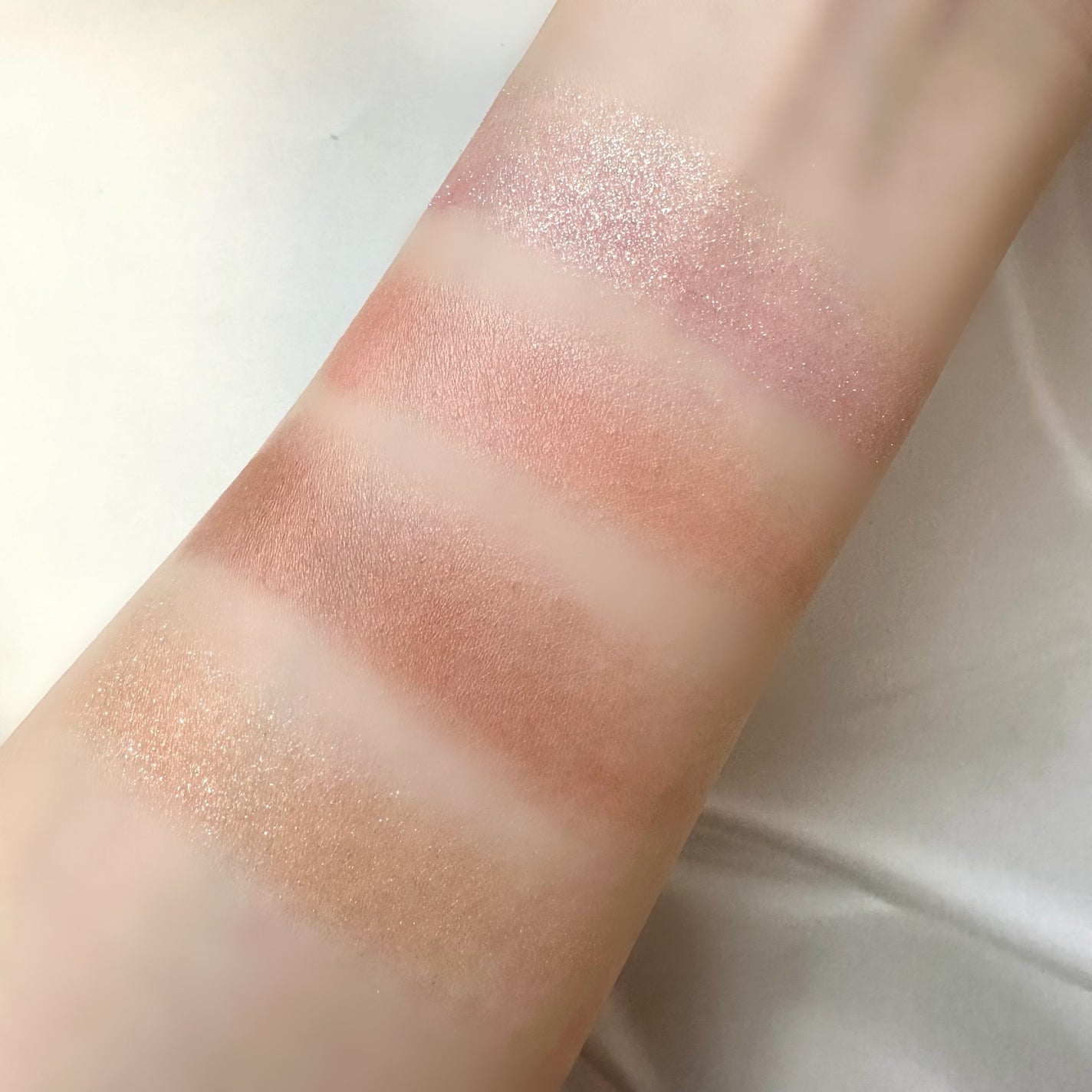 シグニチャー カラー アイズ/SUQQU/アイシャドウパレットを使ったクチコミ(3枚目)