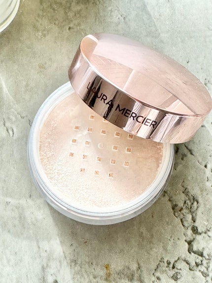 トランスルーセント ルース セッティング パウダー ウルトラブラー/ローラ メルシエ/ルースパウダーを使ったクチコミ(4枚目)