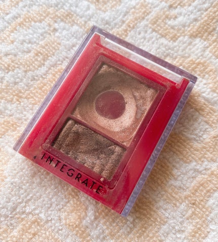 インテグレート ワイドルックアイズのクチコミ「インテグレートワイドルックアイズBE272
1年半前くらいに、お化粧直しに便利そうな大きさ、.....」(2枚目)