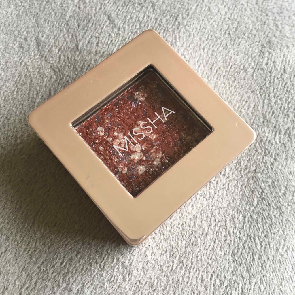 グリッタープリズム シャドウ/MISSHA/グリッターを使ったクチコミ(1枚目)