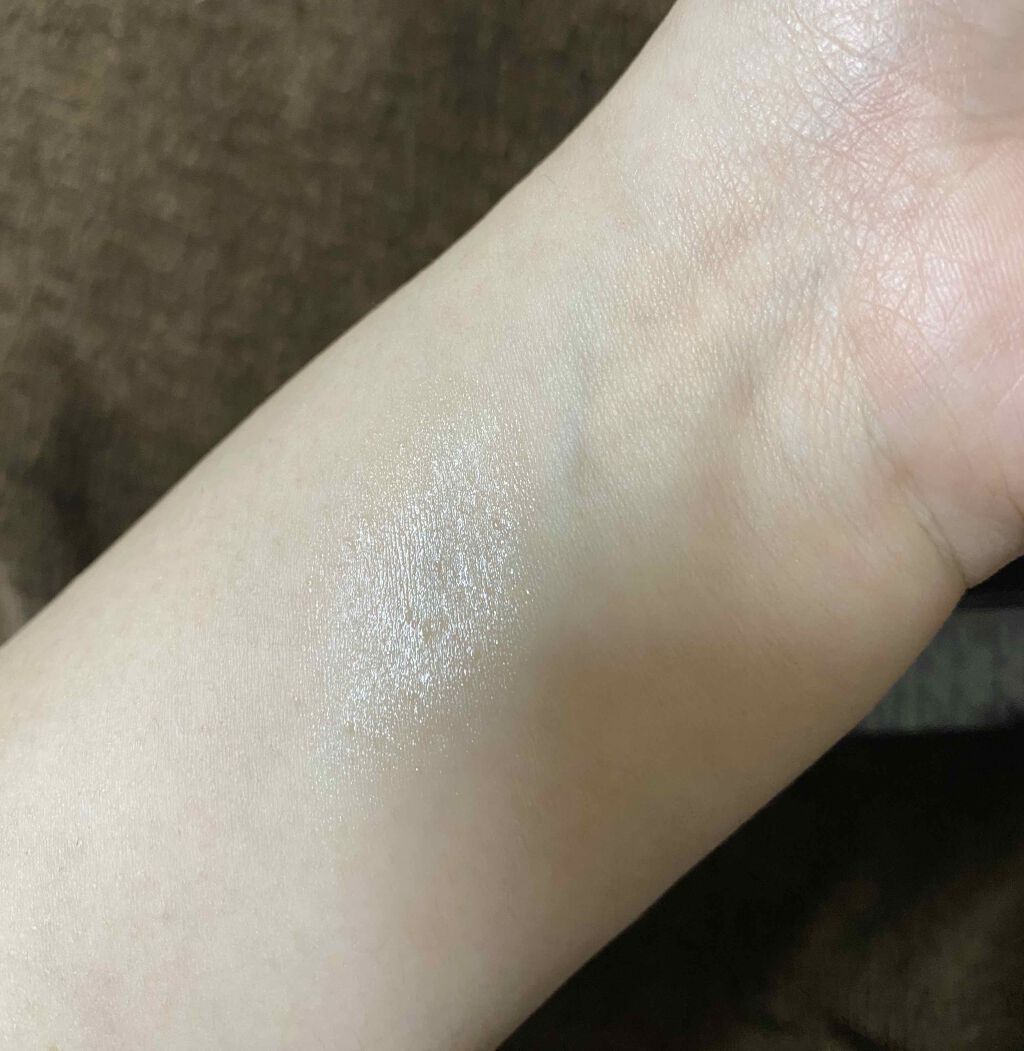 ボーム エサンシエル/CHANEL/スティックハイライトを使ったクチコミ(2枚目)