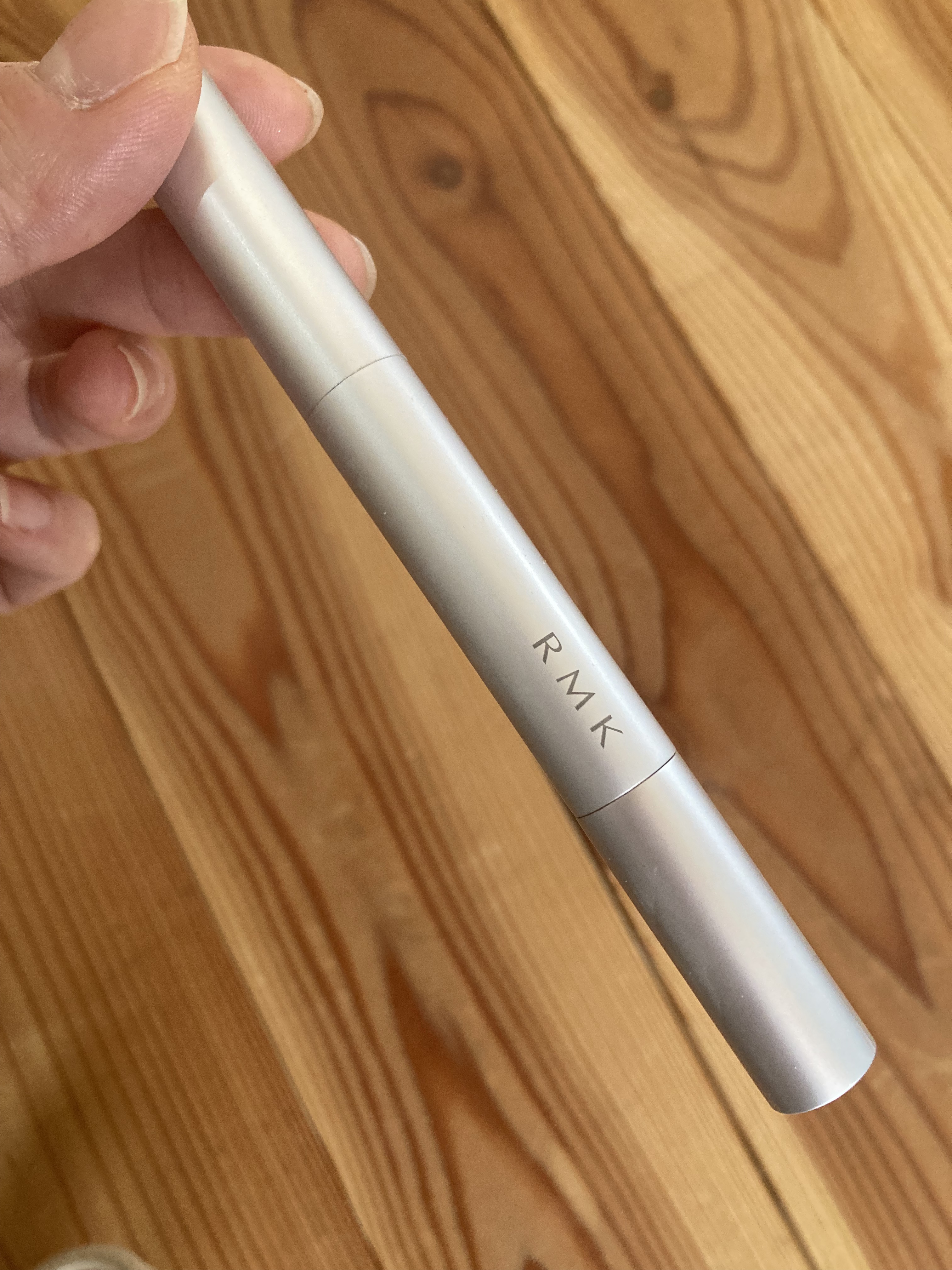 ルミナス ペンブラッシュコンシーラー/RMK/リキッドコンシーラーを使ったクチコミ（1枚目）