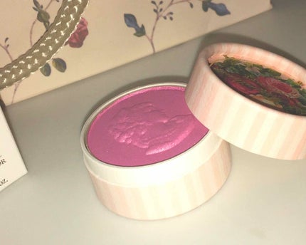 ミニ プレスト チークカラー/レ・メルヴェイユーズ ラデュレ/パウダーチークを使ったクチコミ(1枚目)