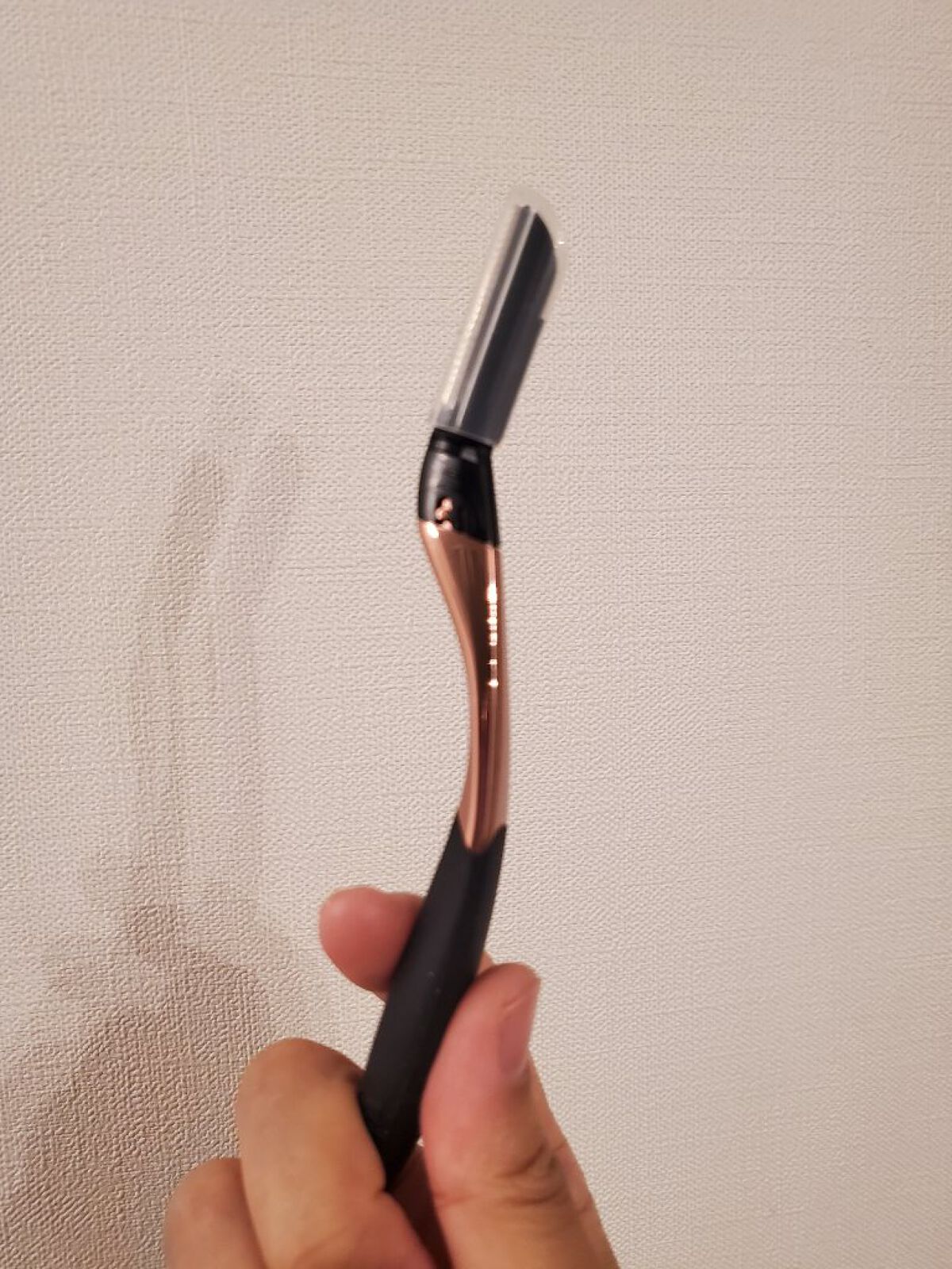 サロンプラス トーンアップ フェイススムーサー ホルダー（刃付き）/サロンプラス/シェーバーを使ったクチコミ（1枚目）