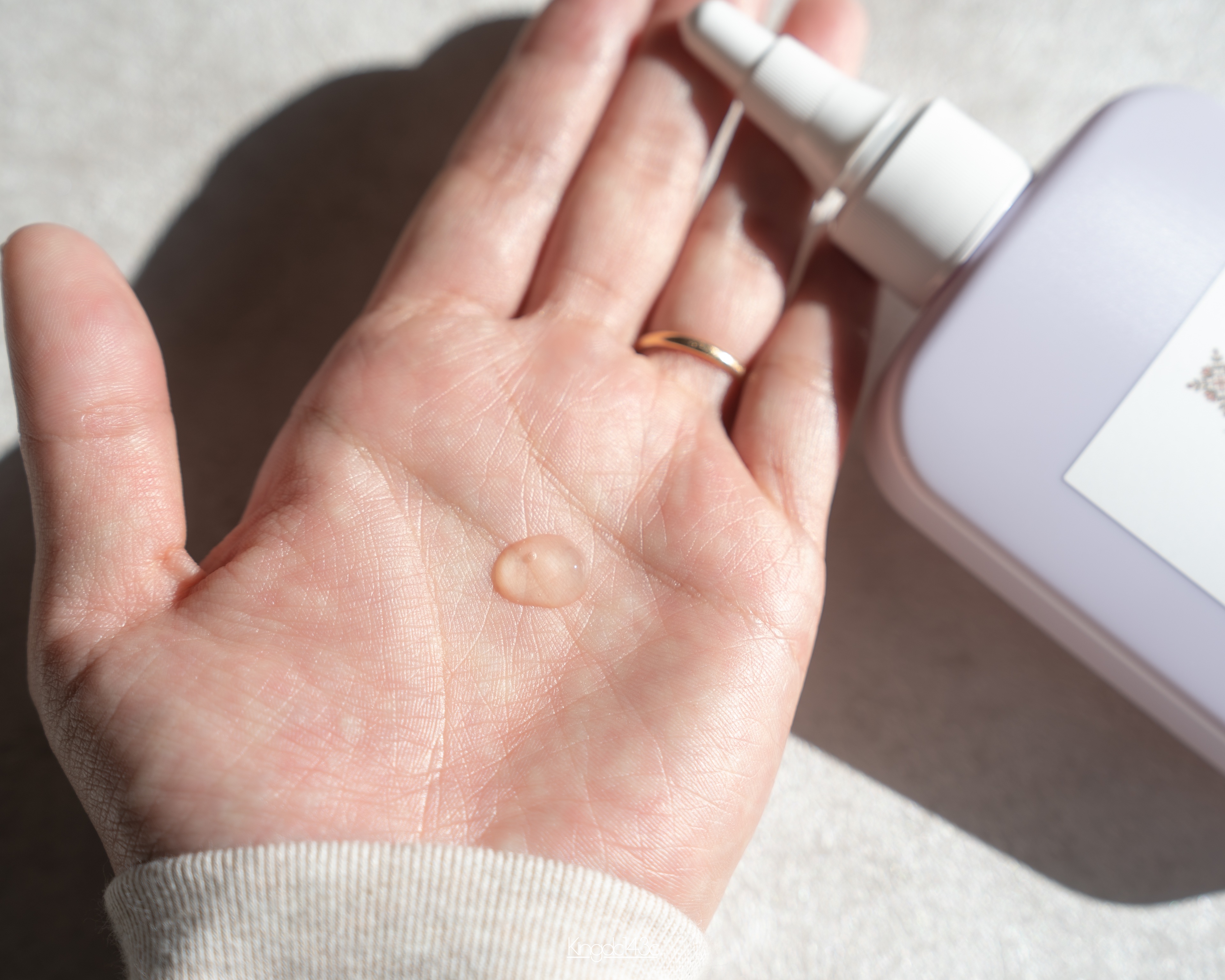 キュートヘアケアエッセンス/iqumore/頭皮ローションを使ったクチコミ（2枚目）