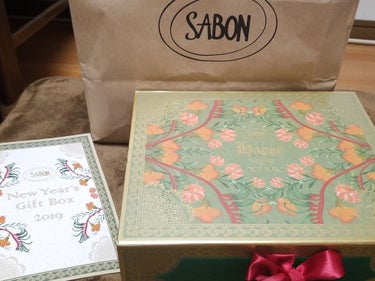 SABON 福袋 2019のクチコミ「SABONの福袋✨神戸大丸店
2019年1月2日発売　￥12,000(税込)
めちゃくちゃ重く.....」（2枚目）