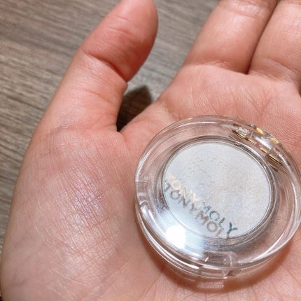 クリスタルシングルアイシャドウ/TONYMOLY/単色アイシャドウを使ったクチコミ(5枚目)