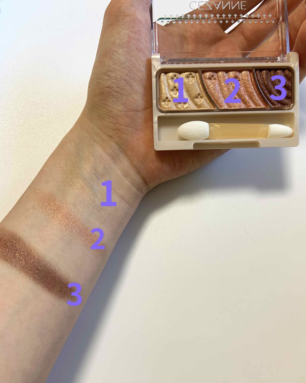 トーンアップアイシャドウ/CEZANNE/アイシャドウパレットを使ったクチコミ(2枚目)