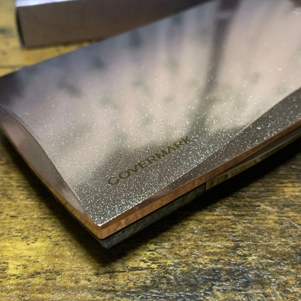 フローレス フィット/COVERMARK/クリーム・エマルジョンファンデーションを使ったクチコミ(1枚目)