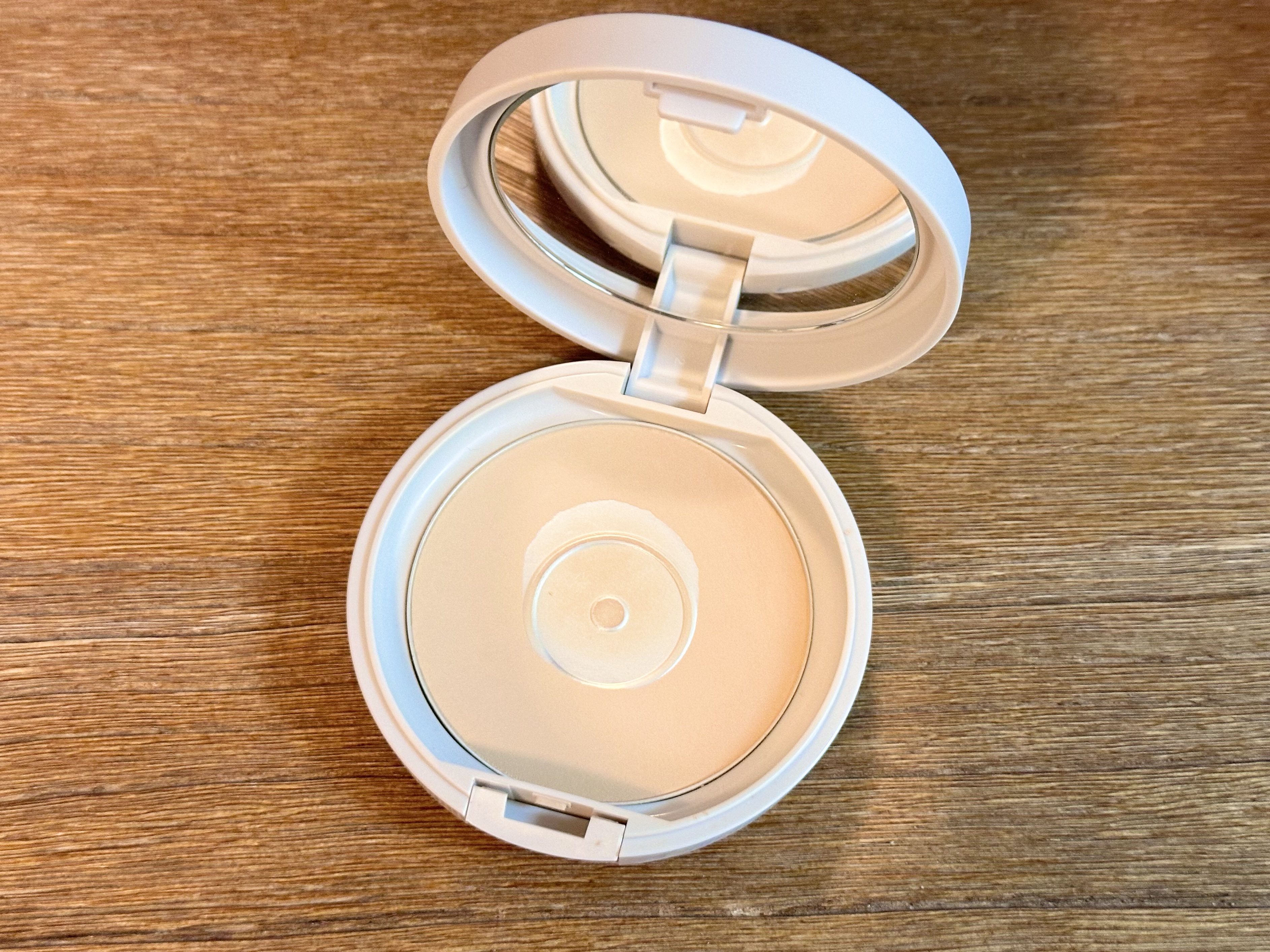 &be 薬用UVプレストパウダー【医薬部外品】/＆be/プレストパウダーを使ったクチコミ（1枚目）