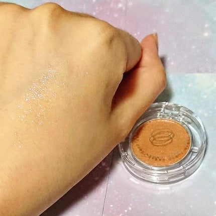 マルチグリッターカラー/ENBAN TOKYO/単色アイシャドウを使ったクチコミ(3枚目)