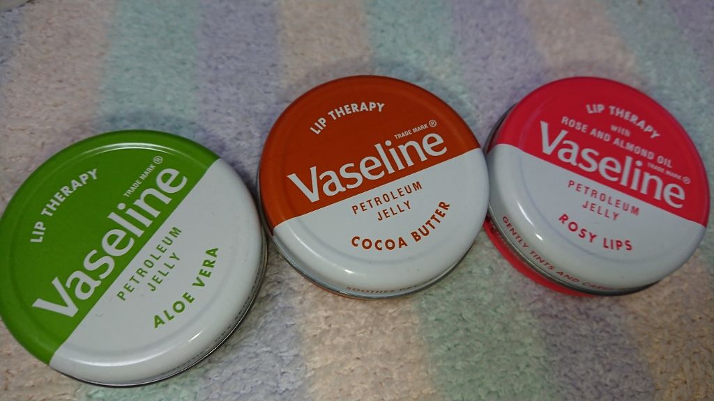 ヴァセリン リップ モイストシャイン オリジナル/ヴァセリン/リップバームを使ったクチコミ（1枚目）