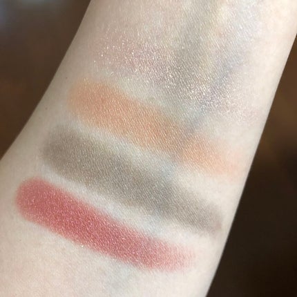 ローズウッドデイドリーム 4アイズ /RMK/アイシャドウパレットを使ったクチコミ(5枚目)