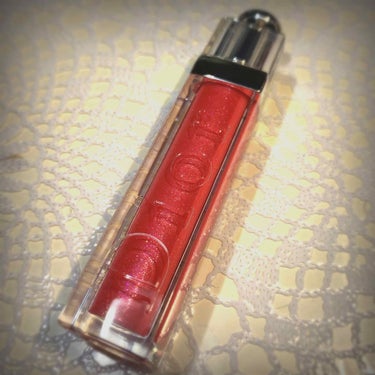 Dior ディオール アディクト グロスのクチコミ「Dior addict gloss♡765番です。
はぁ.......なんとかわゆい色＋ラメラ.....」（1枚目）