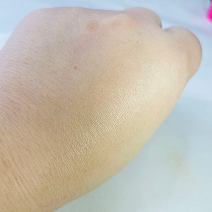 毛穴パテ職人 BBミネラルパウダーのクチコミ「結構前に購入したもので
学生の頃に愛用していたものとなります☆
the!肌色!!って感じです.....」(3枚目)