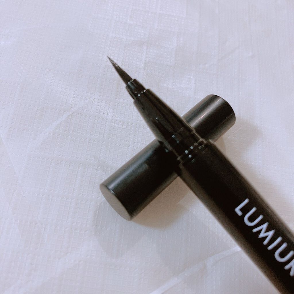 スキルレスライナー/LUMIURGLAS/リキッドアイライナーを使ったクチコミ（3枚目）