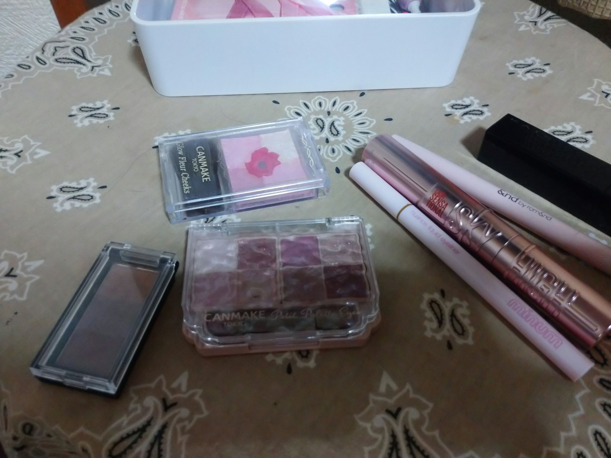 フィットミー リキッド ファンデーション DN 112/MAYBELLINE NEW YORK/リキッドファンデーションを使ったクチコミ（2枚目）