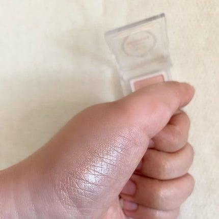 パラドゥ シングルアイシャドウ /パラドゥ/単色アイシャドウを使ったクチコミ(4枚目)