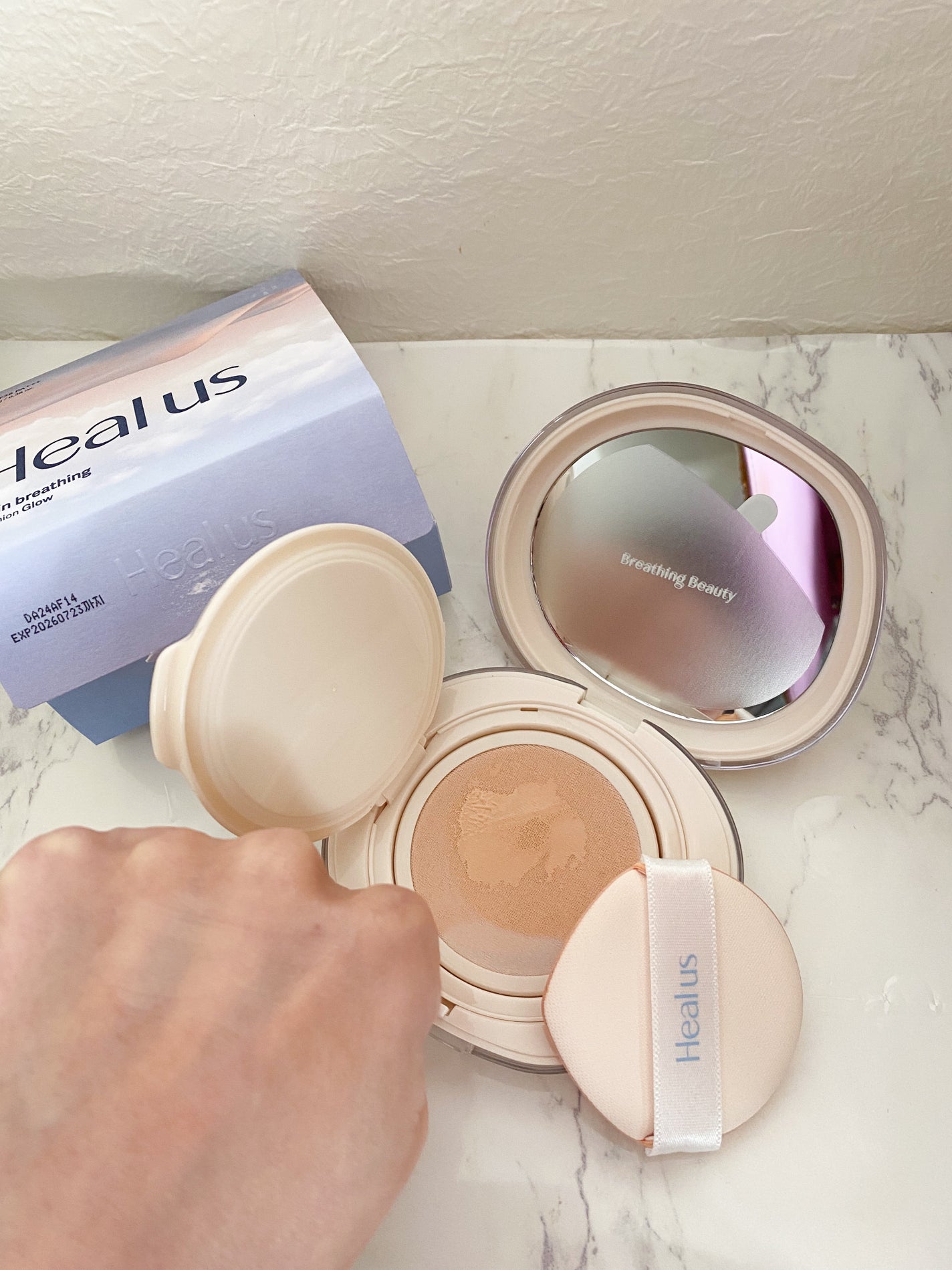 ブリージンググロークッション/Healus/クッションファンデーションを使ったクチコミ(1枚目)