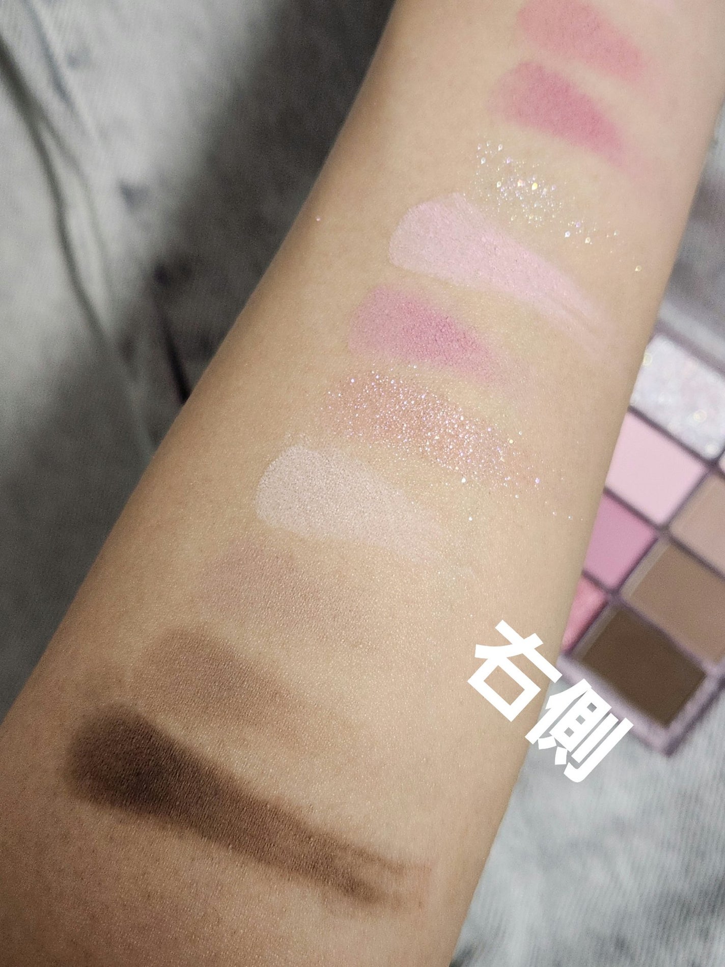 ソフトブラーリングアイパレット/wakemake/アイシャドウパレットを使ったクチコミ(4枚目)