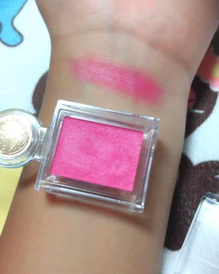 シャドーカスタマイズ/MAJOLICA MAJORCA/単色アイシャドウを使ったクチコミ(2枚目)