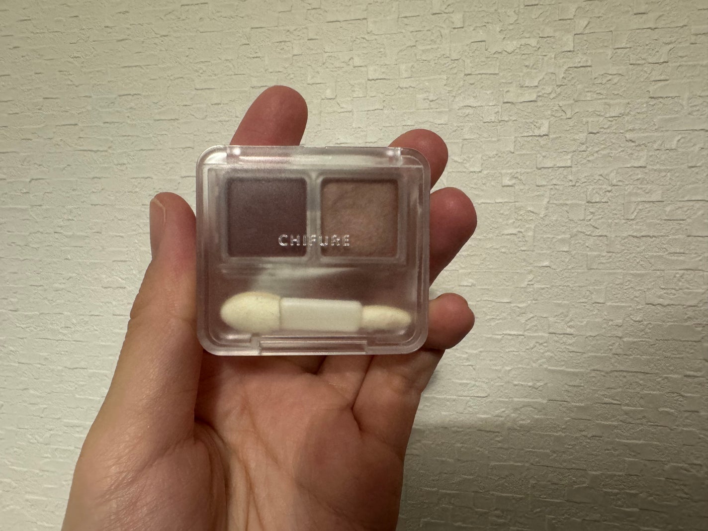 ツイン カラー アイシャドウ/ちふれ/アイシャドウパレットを使ったクチコミ(1枚目)