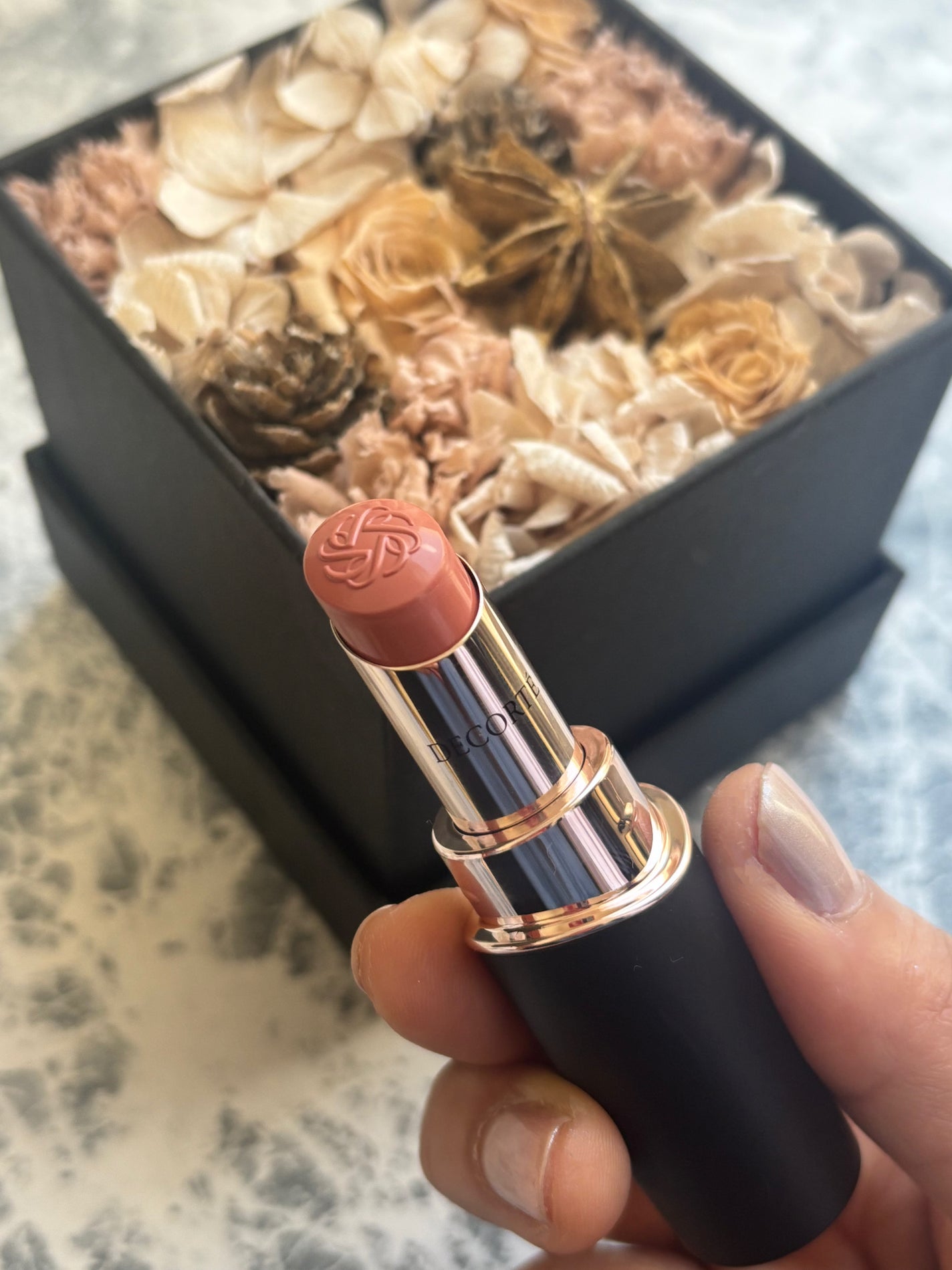 ルージュデコルテ クリームグロウ/DECORTÉ/口紅を使ったクチコミ(2枚目)