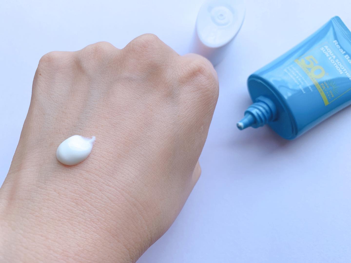 アクアスージングサンローション/Real Barrier/日焼け止めミルクを使ったクチコミ（3枚目）