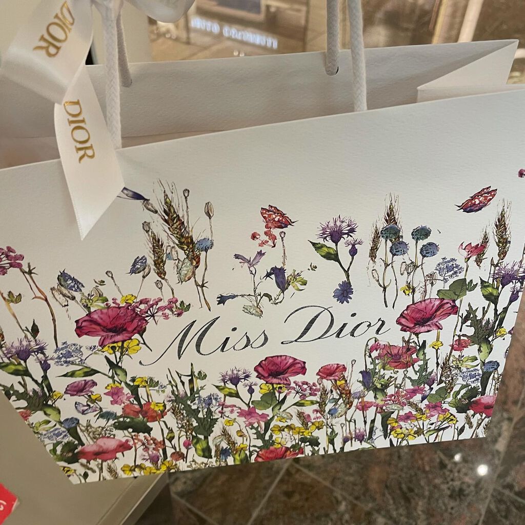 すぅ on LIPS 「ʚ♡ɞ✧*。ディオールDior✧*。伊勢丹新宿∴∵∴୨୧∴∵∴..」(6枚目)