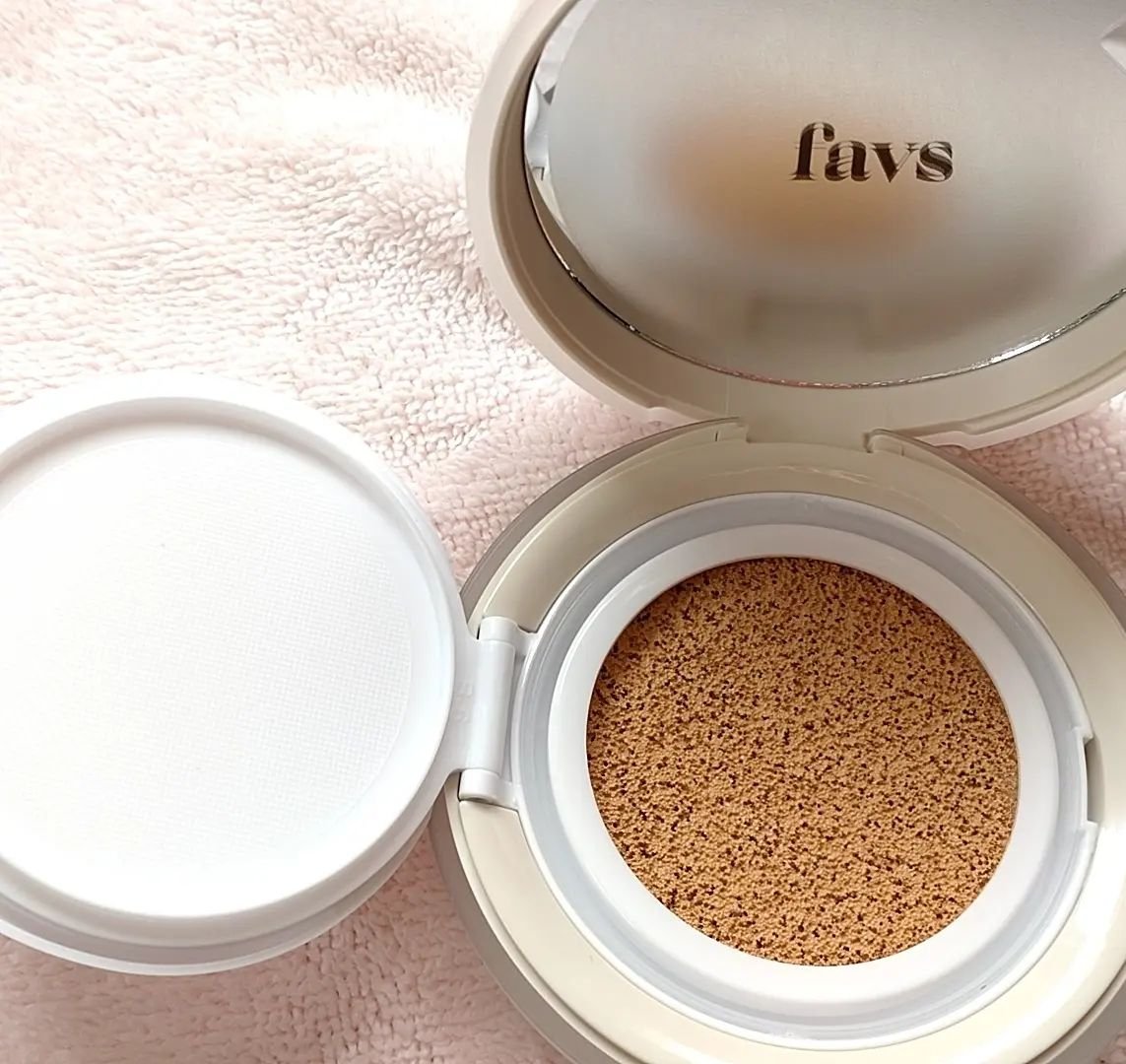 カーミンググロウアップクッションファンデーション/favs/リキッドファンデーションを使ったクチコミ（3枚目）