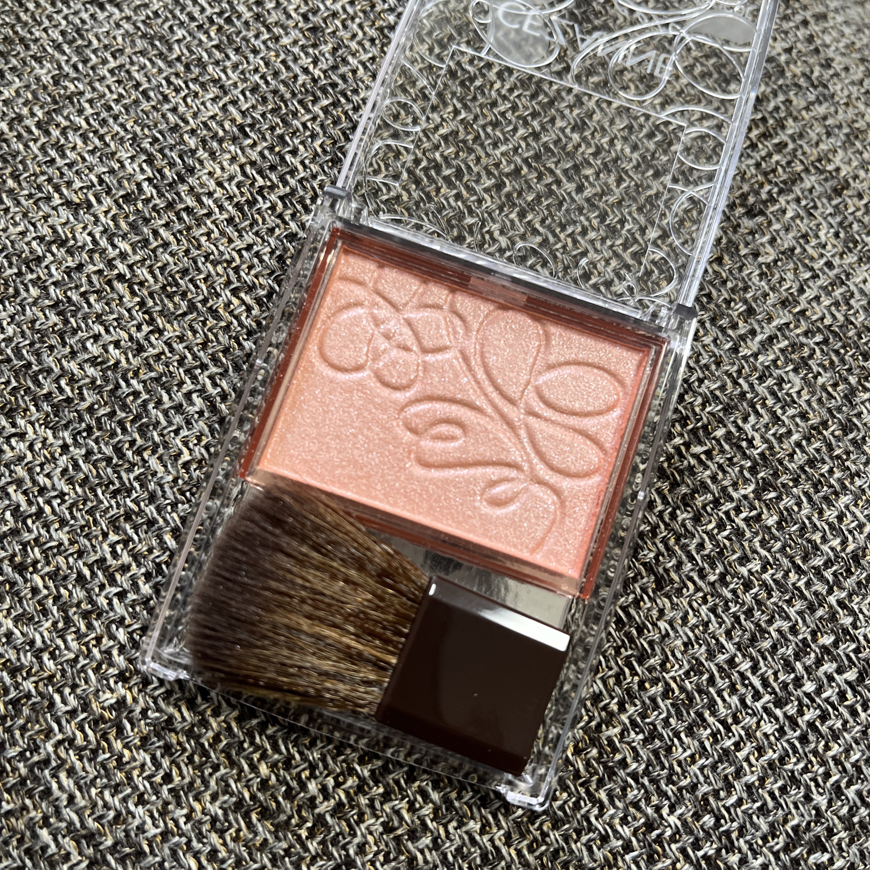 パールグロウニュアンサー/CEZANNE/パウダーハイライトを使ったクチコミ（1枚目）