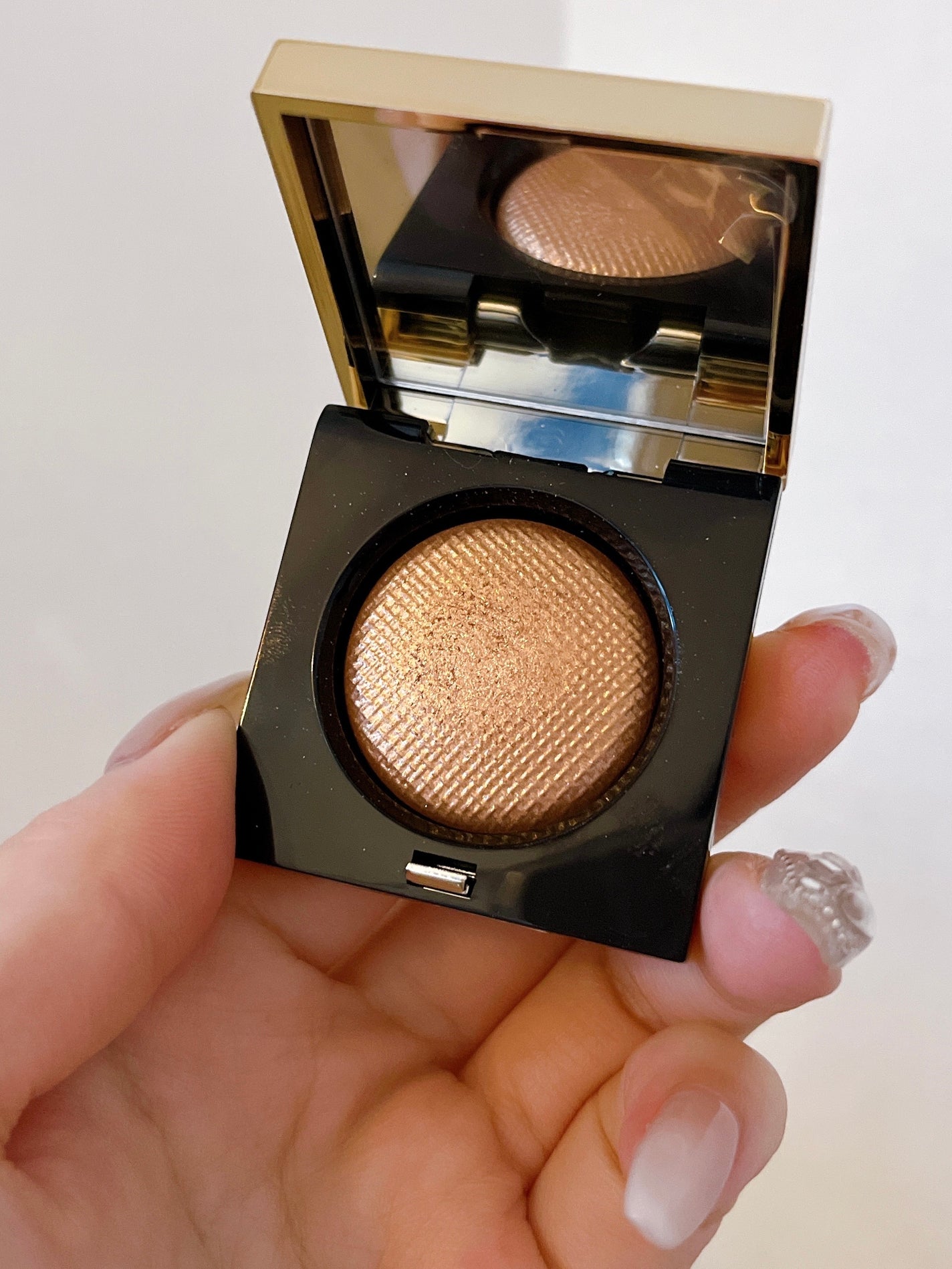 リュクスアイシャドウ/BOBBI BROWN/単色アイシャドウを使ったクチコミ(3枚目)