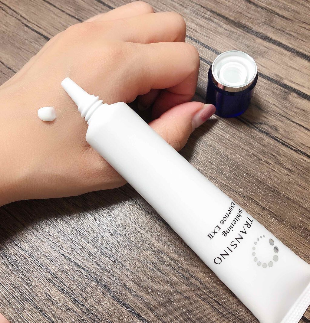 薬用ホワイトニングエッセンスEXII/トランシーノ/美容液を使ったクチコミ（2枚目）