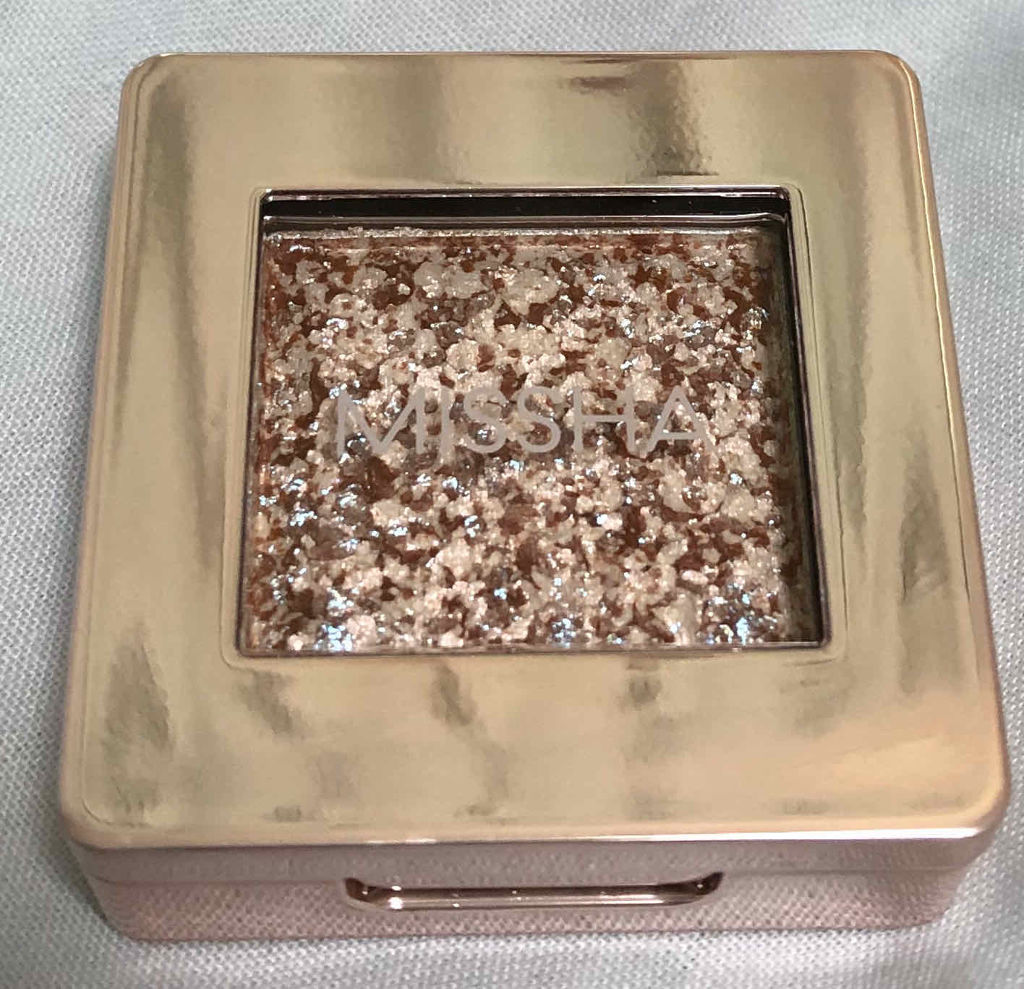 グリッタープリズム シャドウ/MISSHA/グリッターを使ったクチコミ（1枚目）