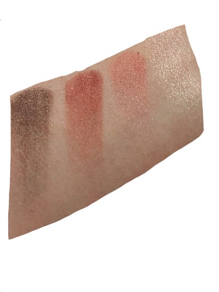 れたす on LIPS 「提供でいただきました!ヴィセリシェグロッシーリッチアイズNRD..」(6枚目)