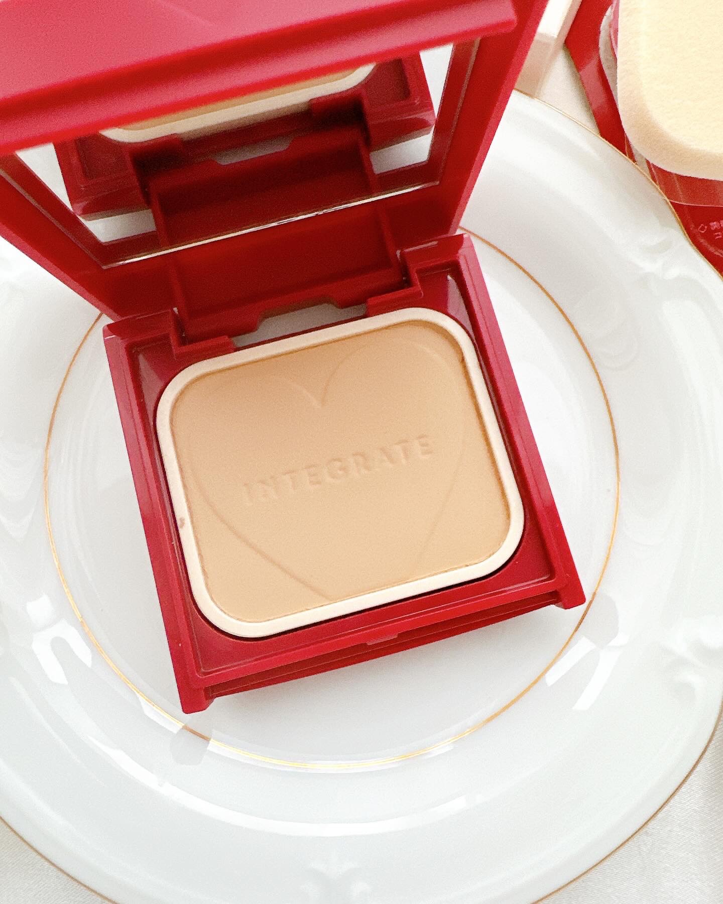 プロフィニッシュファンデーション/インテグレート/パウダーファンデーションを使ったクチコミ（3枚目）