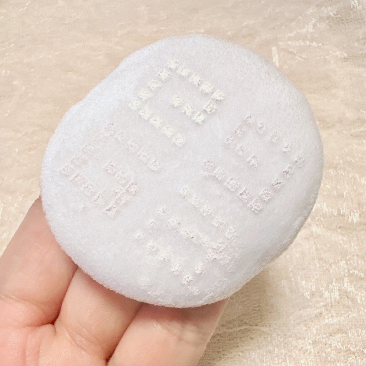 プリズム・リーブル/GIVENCHY/ルースパウダーを使ったクチコミ（3枚目）